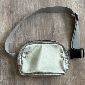 GAP belt bag
